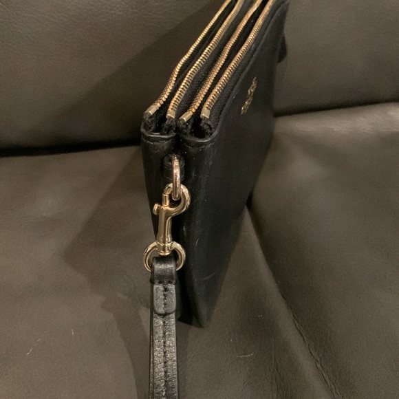 Coach two pocket wristlet - Picture 4 of 7